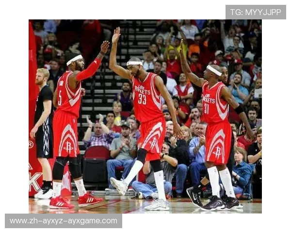 火箭队“发带帮”成员回顾：NBA赛场上的时尚潮流